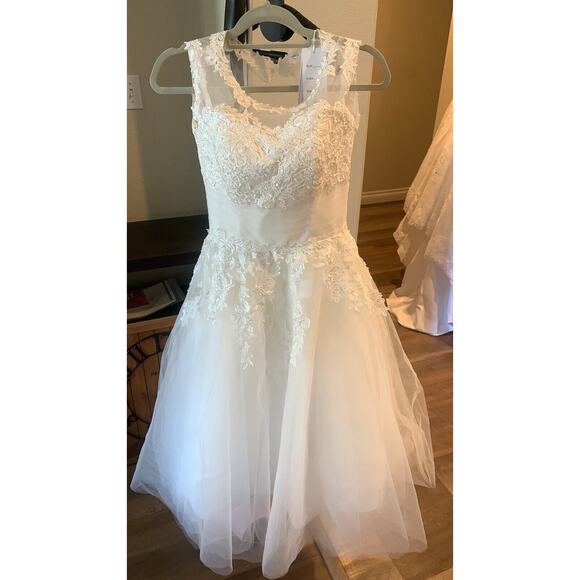 Size 0/2 Short Corset back Wedding dress NWT white Reception Cocktail - Picture 1 of 4